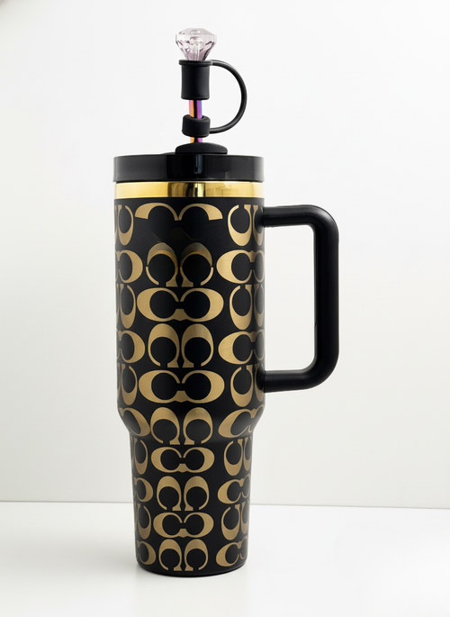 1,18 l Edelstahl Thermobecher mit holografischem Monogramm – Schwarz-Gold
