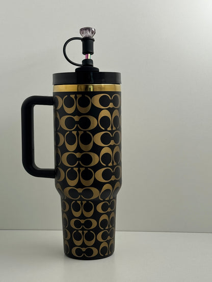 1,18 l Edelstahl Thermobecher mit holografischem Monogramm – Schwarz-Gold